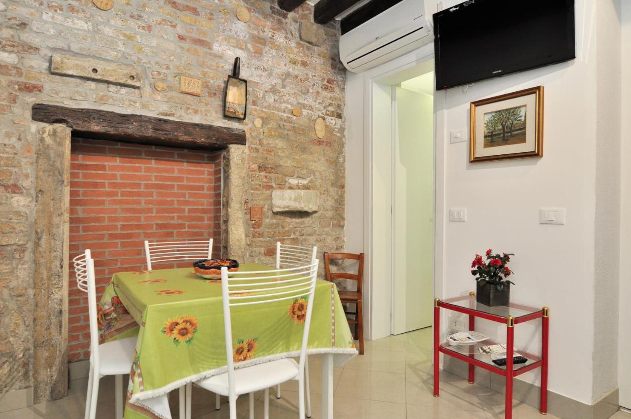 Cozy Apartment Near Rialto Bridge/ St.Mark Square Venice Luaran gambar